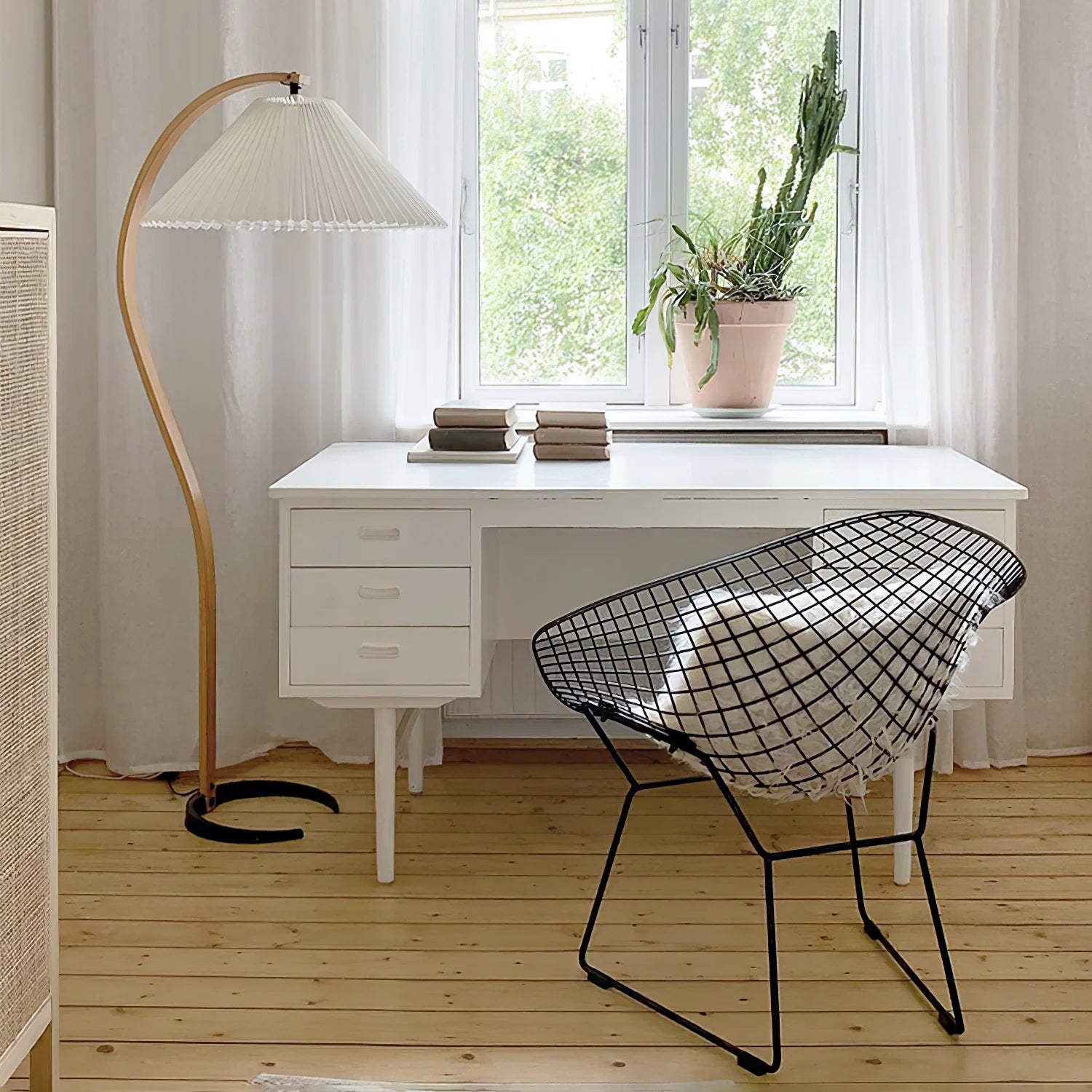 Wood Floor Lamp - Yiarolight