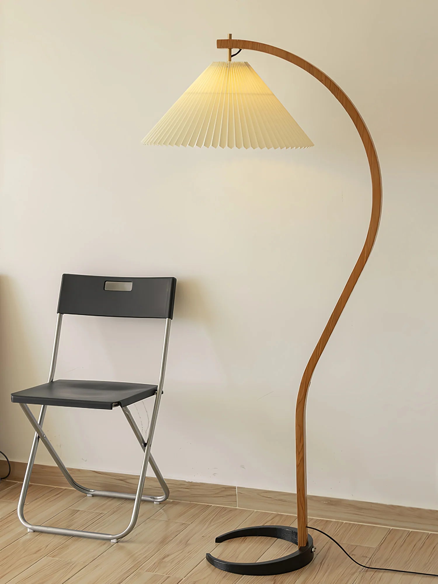 Wood Floor Lamp - Yiarolight