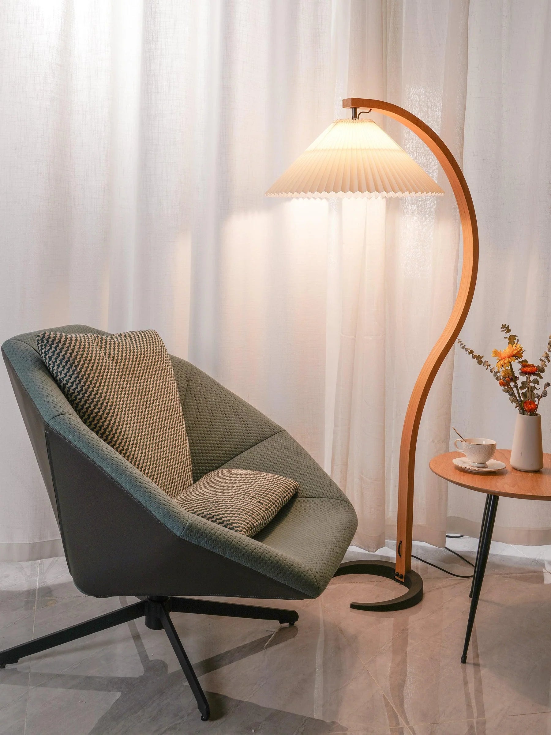 Wood Floor Lamp - Yiarolight
