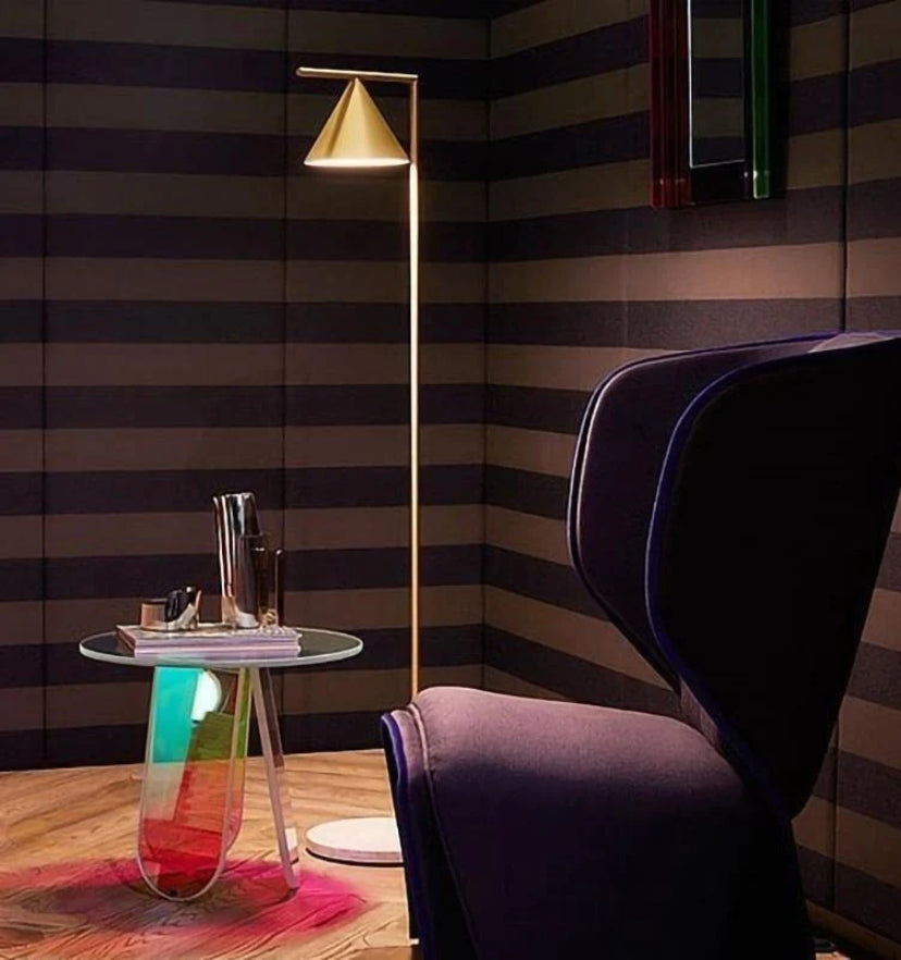 Captain Flint Floor Lamp - Yiarolight