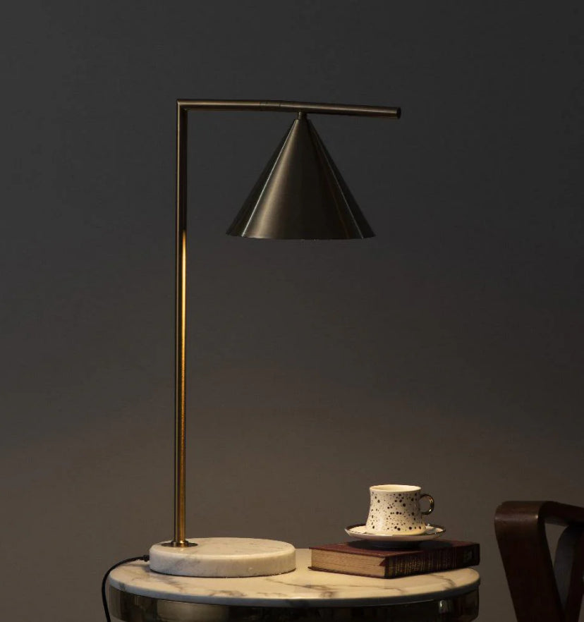 Captain Flint Table Lamp - Yiarolight