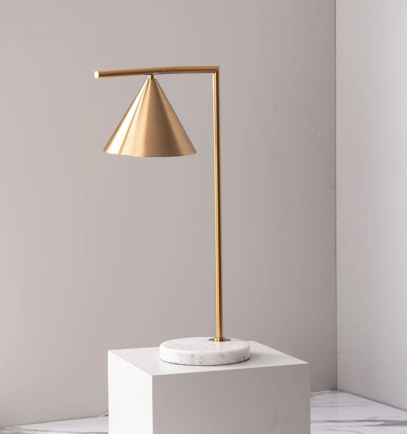 Captain Flint Table Lamp - Yiarolight