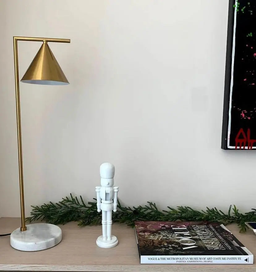 Captain Flint Table Lamp - Yiarolight