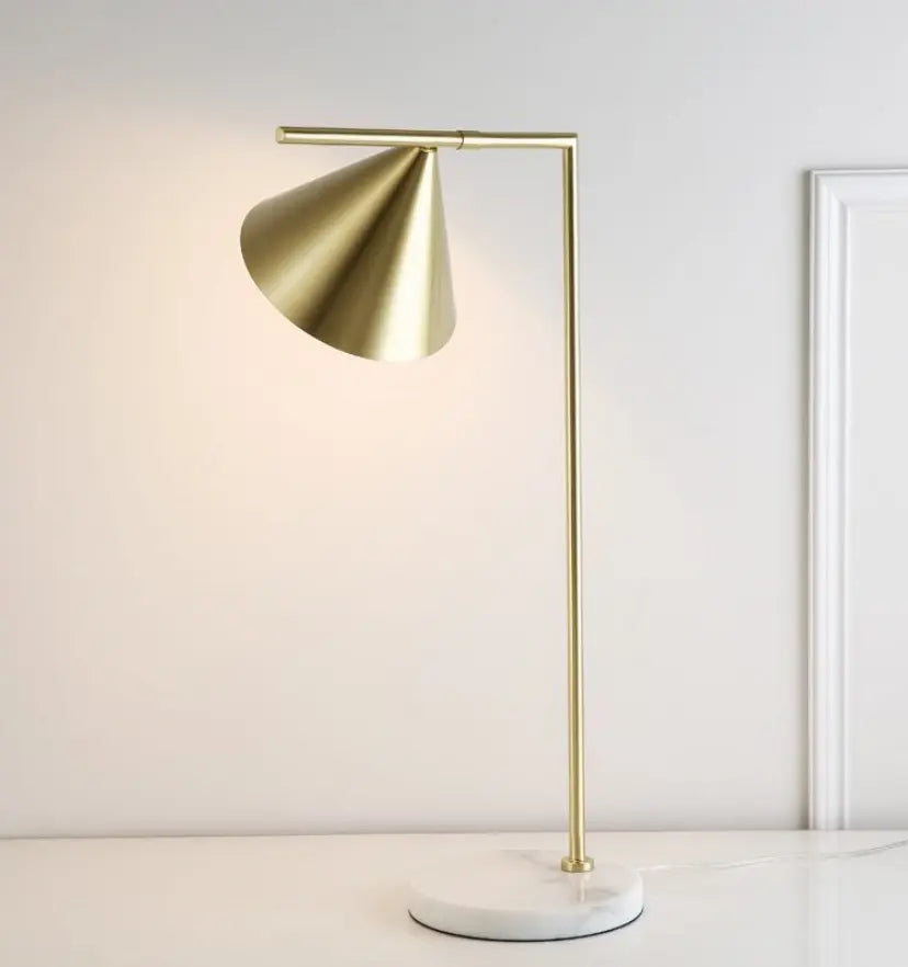 Captain Flint Table Lamp - Yiarolight