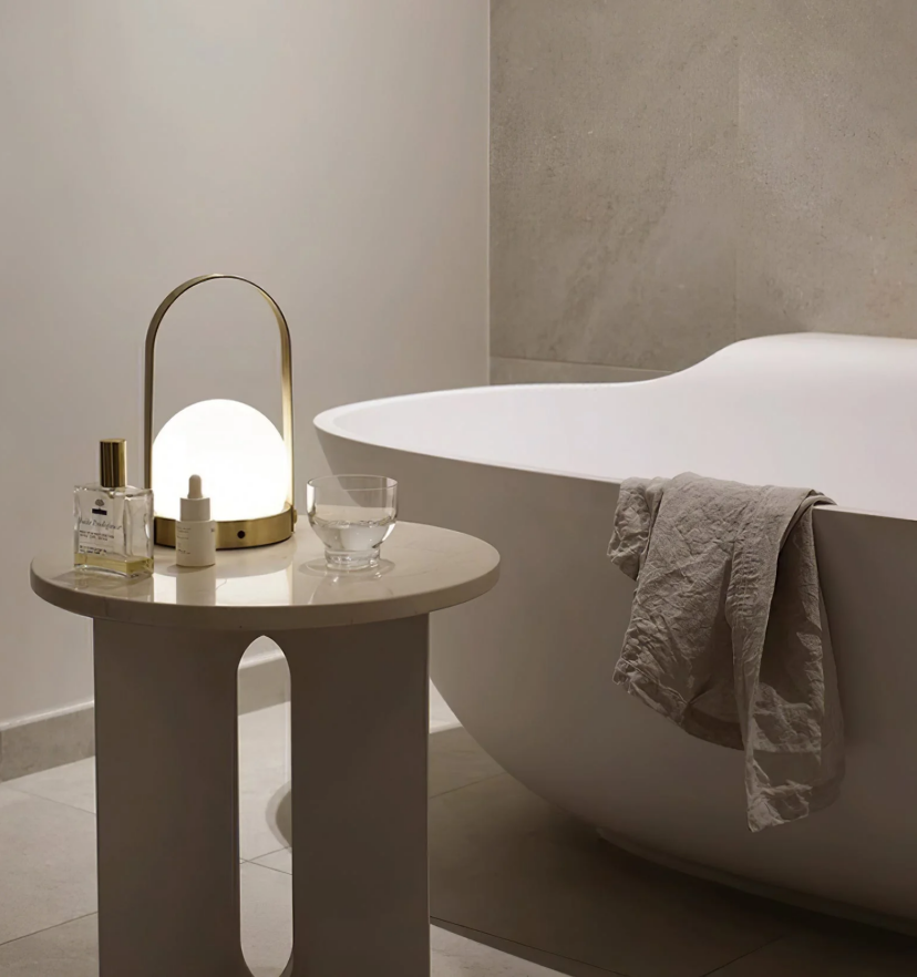 Carrie Built-in Battery Table Lamp - Yiarolight