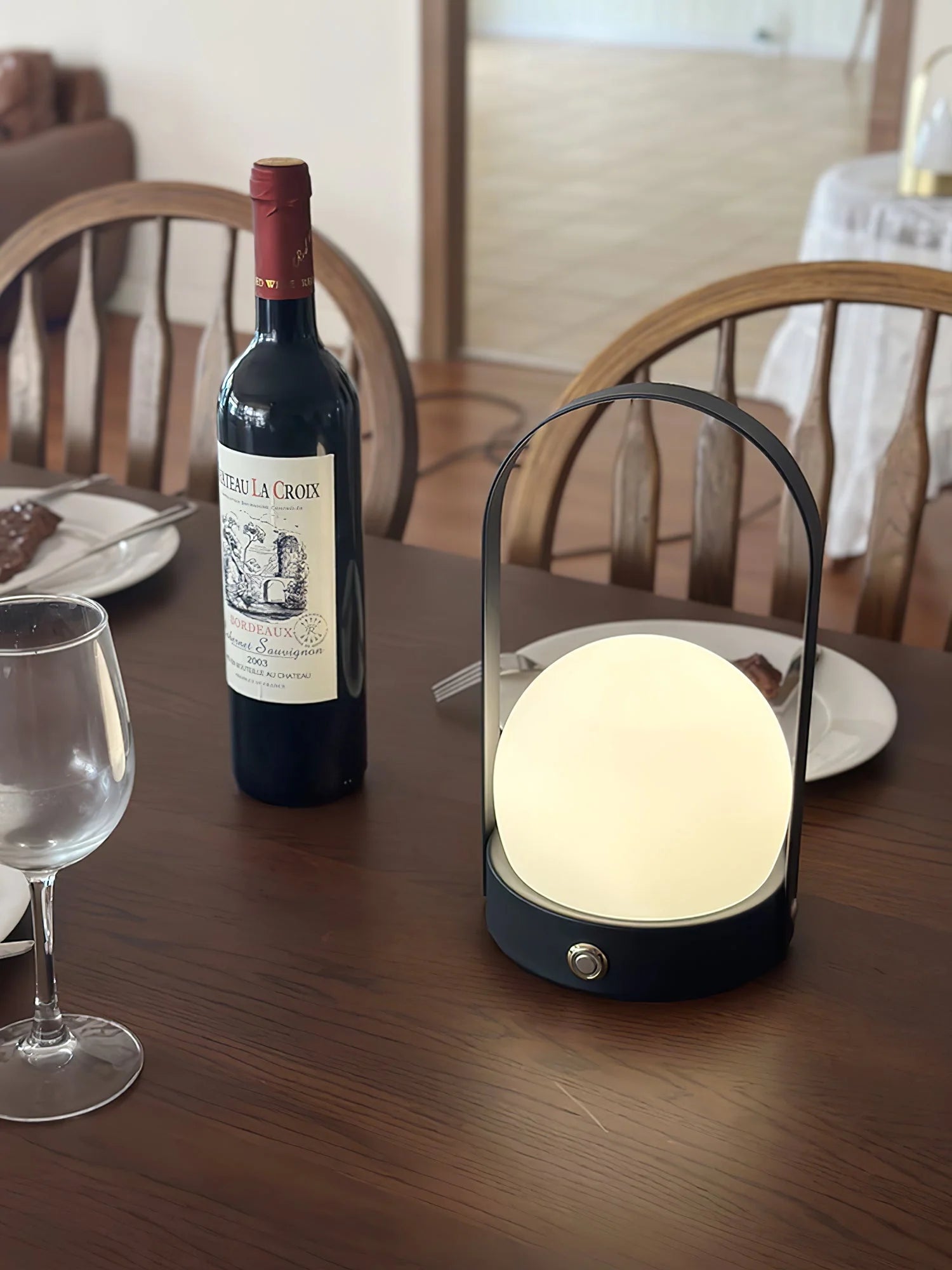Carrie Built-in Battery Table Lamp - Yiarolight
