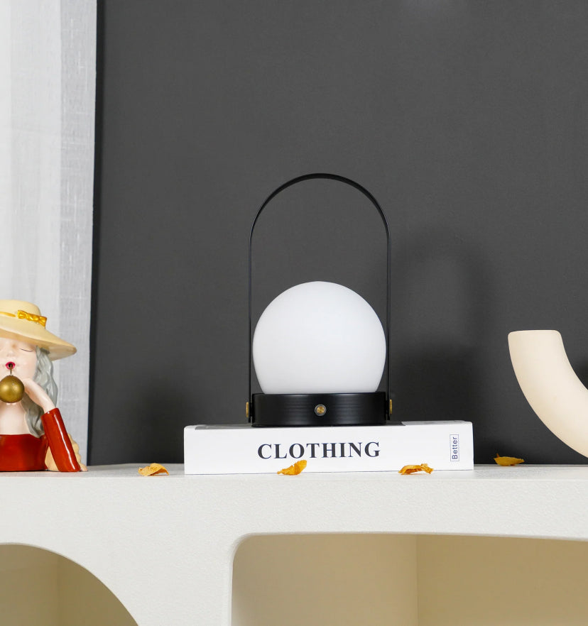 Carrie Built-in Battery Table Lamp - Yiarolight