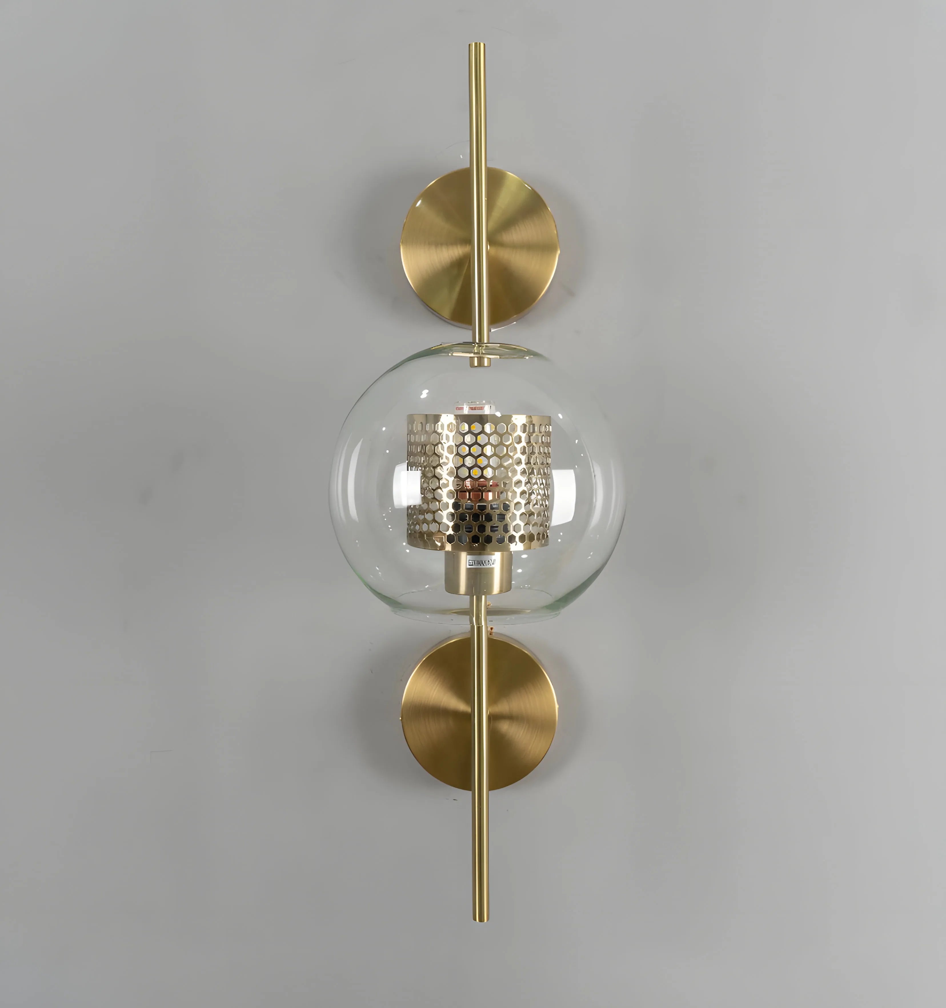Chiswick Glass Wall Light - Yiarolight