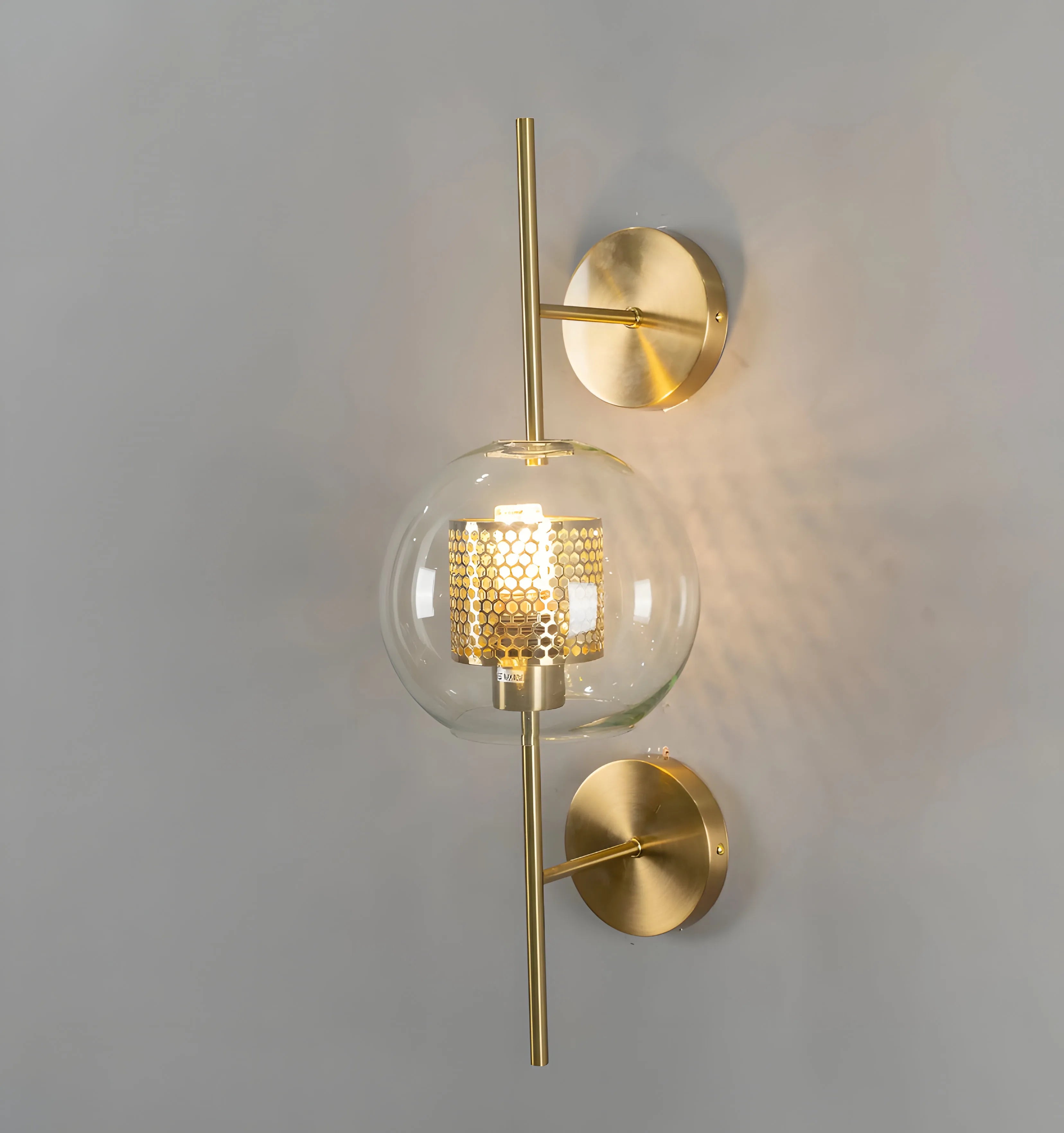 Chiswick Glass Wall Light - Yiarolight