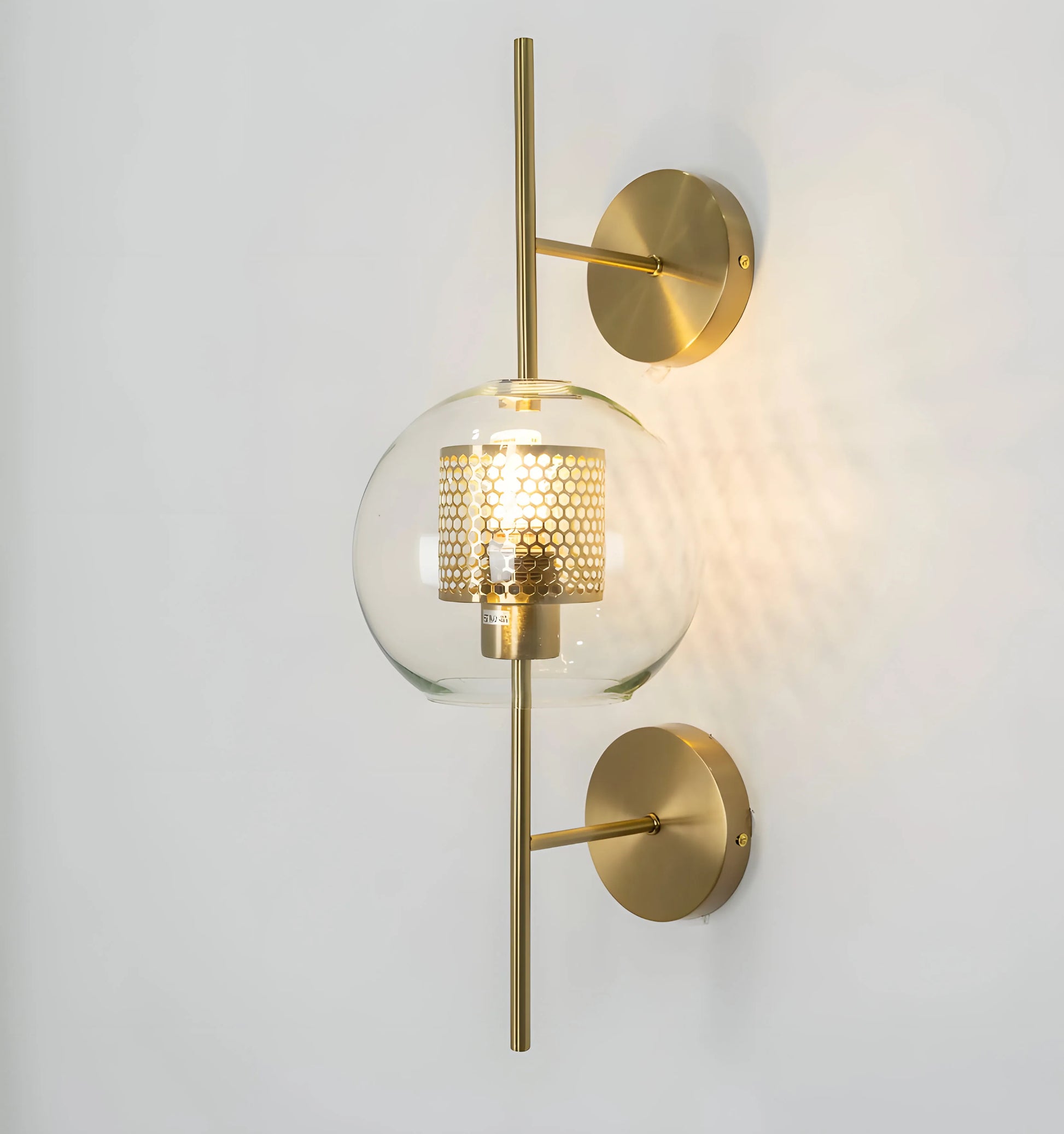 Chiswick Glass Wall Light - Yiarolight
