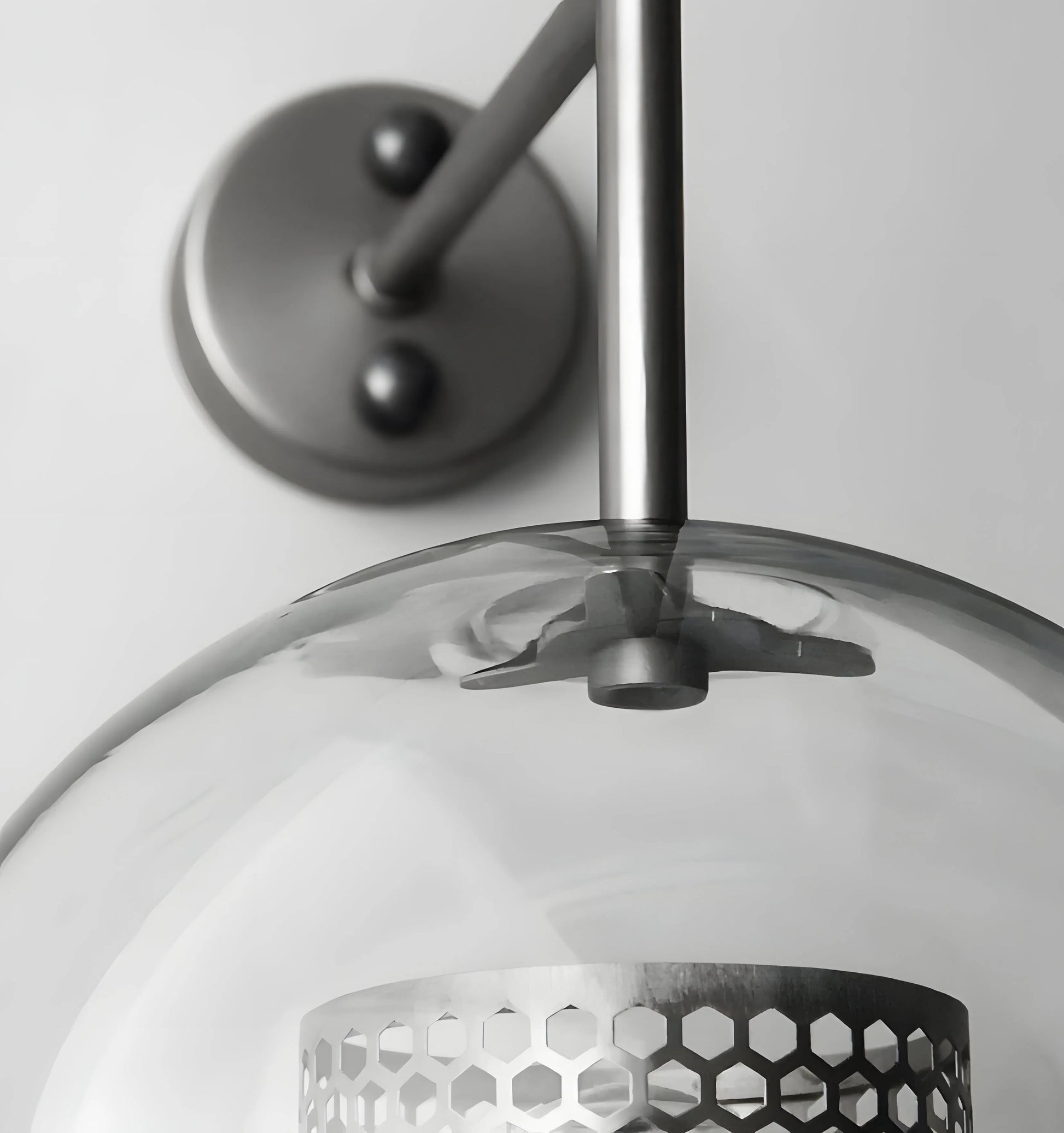 Chiswick Glass Wall Light - Yiarolight