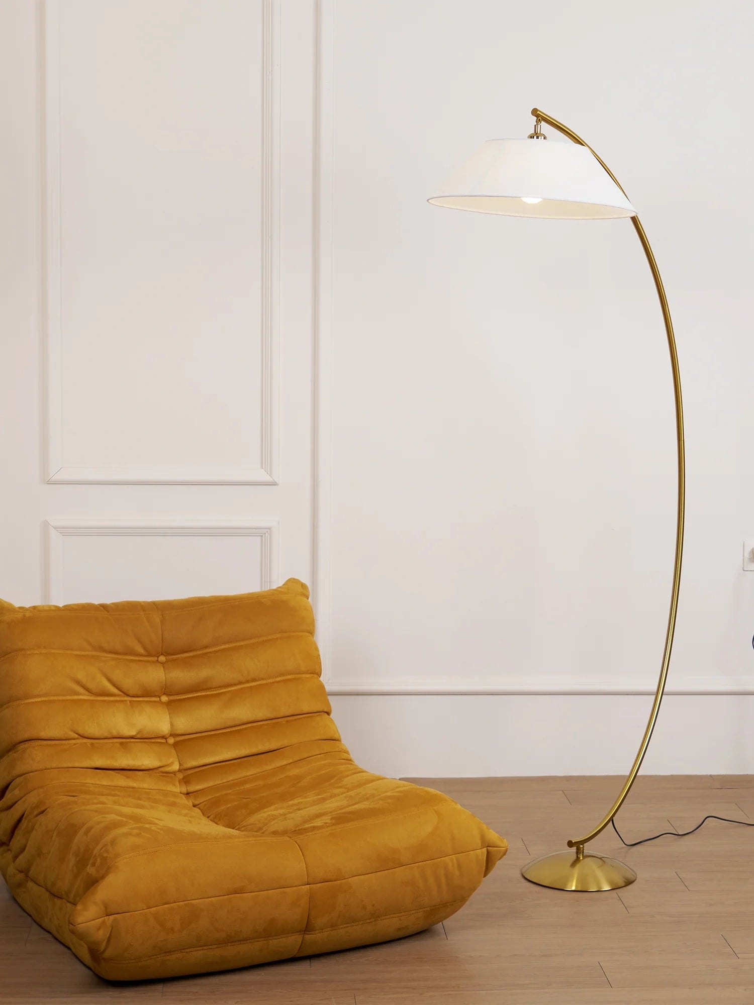Circo Floor Lamp - Yiarolight
