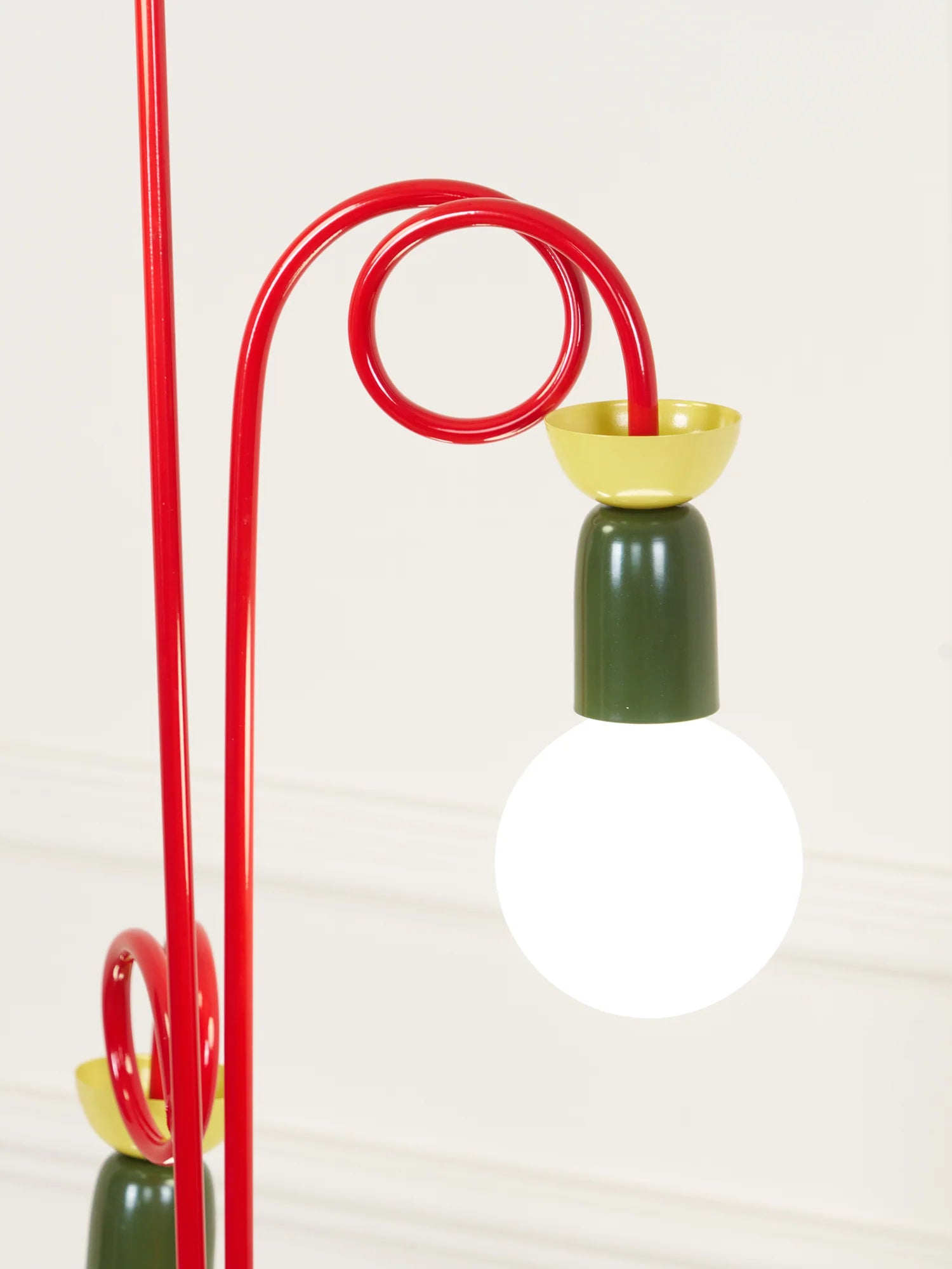 Circulo Play Floor Lamp - Yiarolight