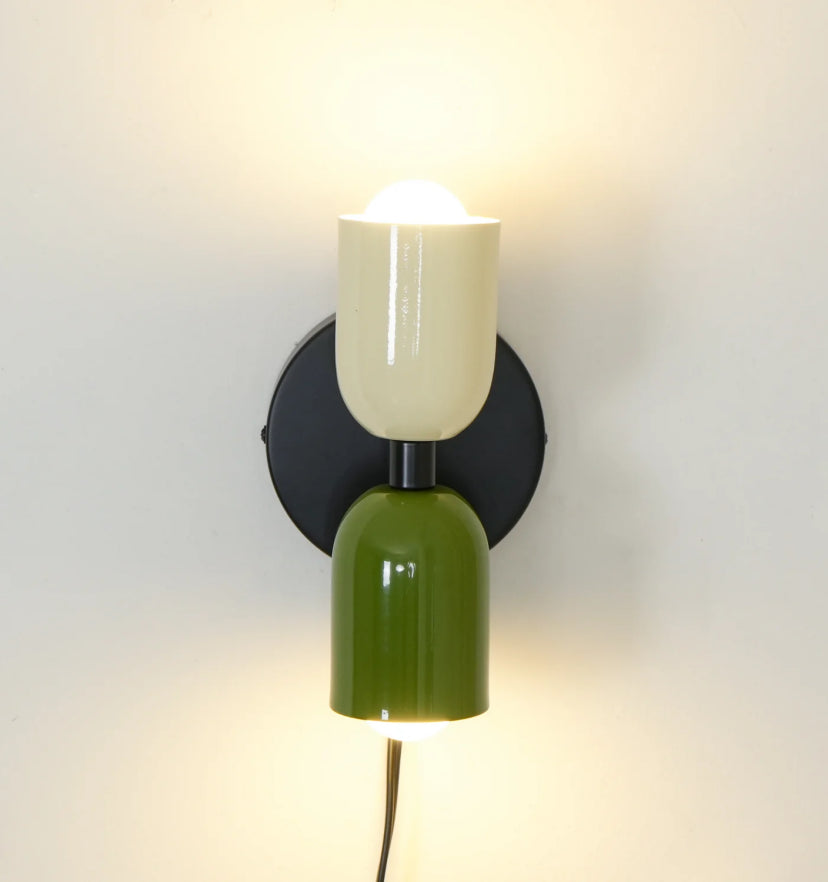 Couleur Double Plug In Wall Lamp - Yiarolight