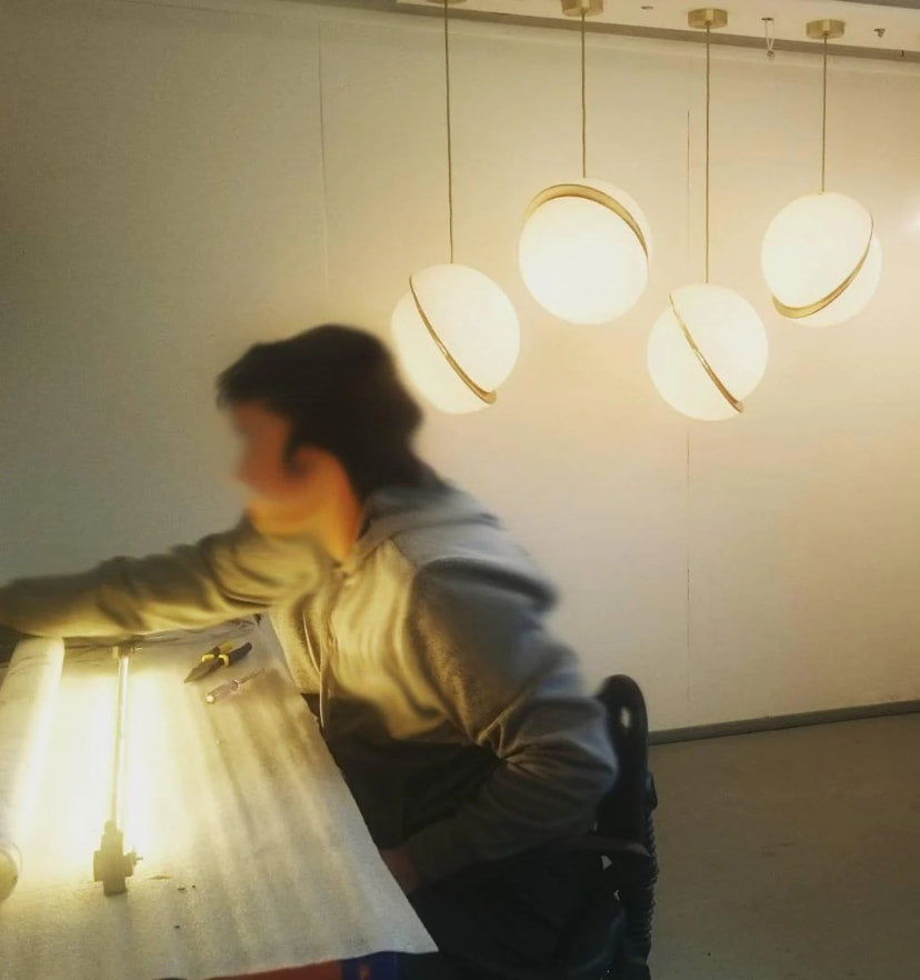 Crescent Pendant Lamp - Yiarolight