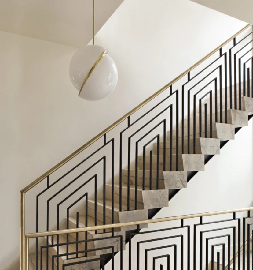 Crescent Pendant Lamp - Yiarolight
