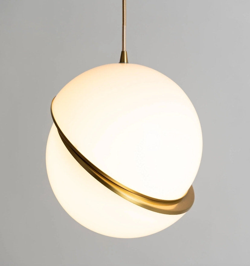 Crescent Pendant Lamp - Yiarolight
