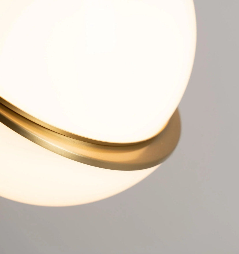 Crescent Pendant Lamp - Yiarolight