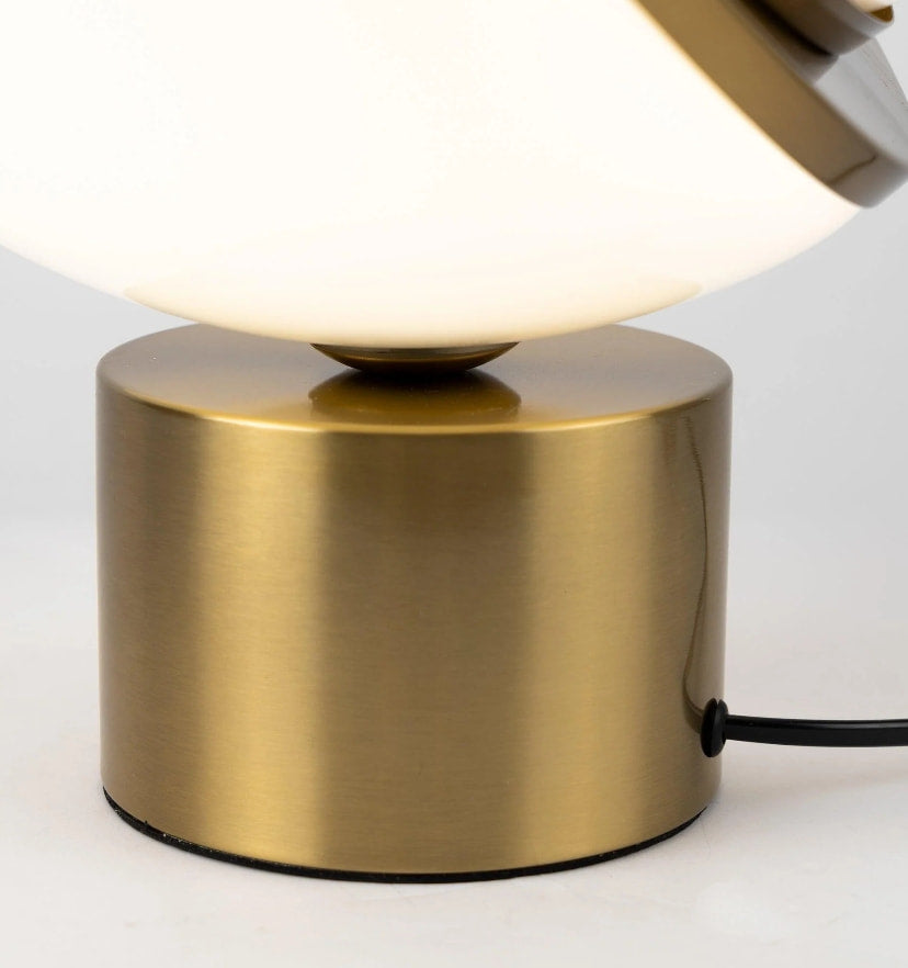 Crescent Table Lamp - Yiarolight