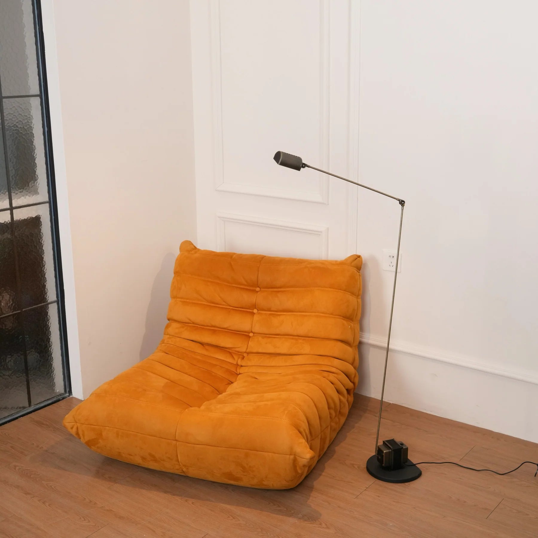 Dynamo Floor Lamp - Yiarolight