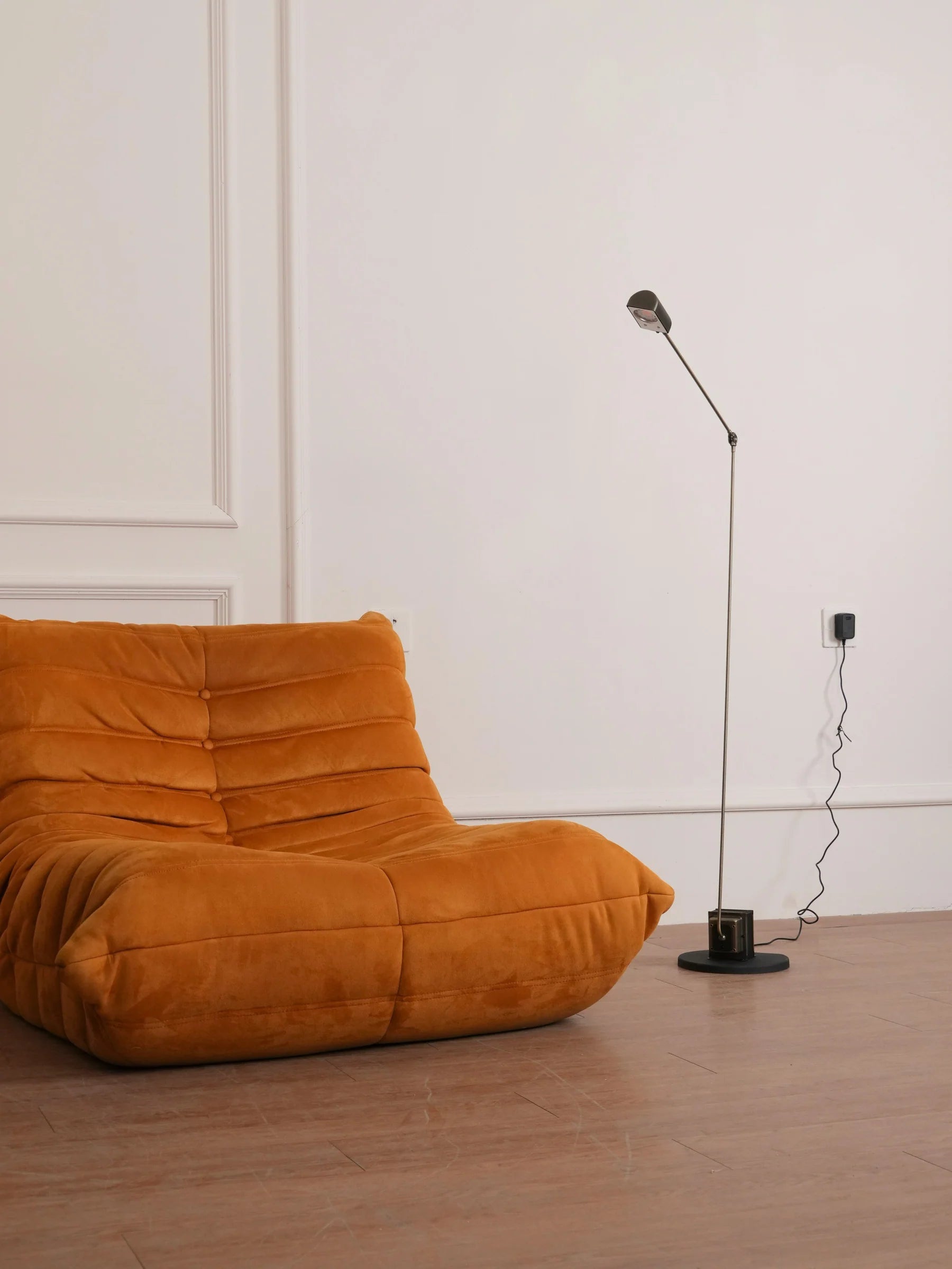 Dynamo Floor Lamp - Yiarolight