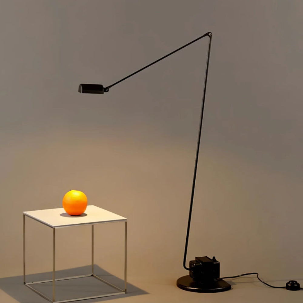 Dynamo Floor Lamp - Yiarolight