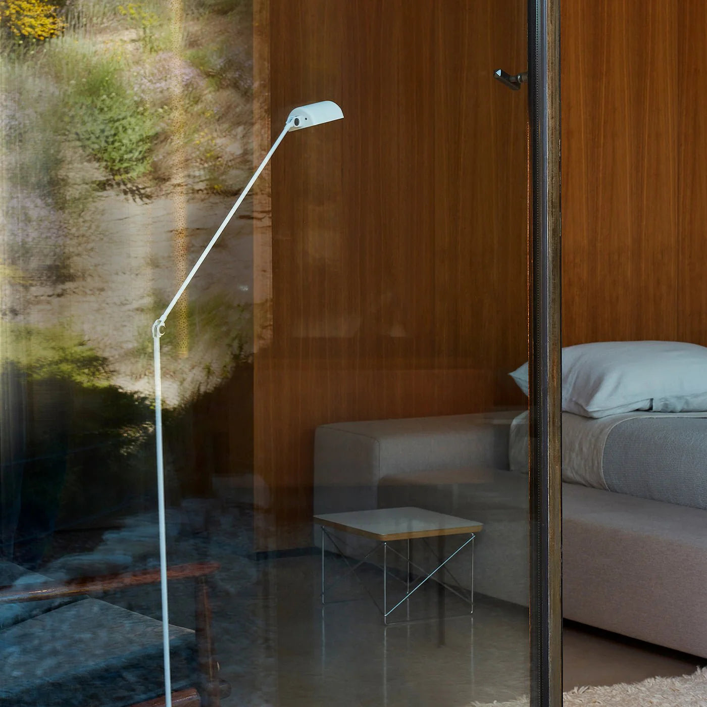 Dynamo Floor Lamp - Yiarolight