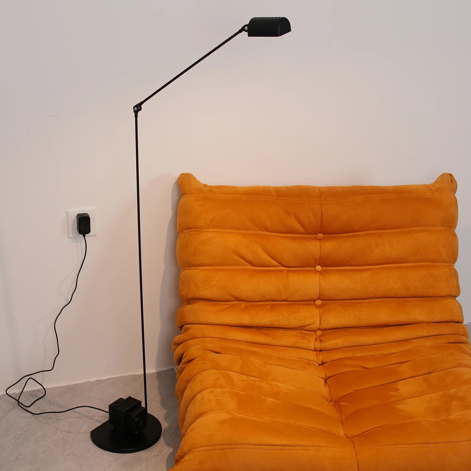 Dynamo Floor Lamp - Yiarolight