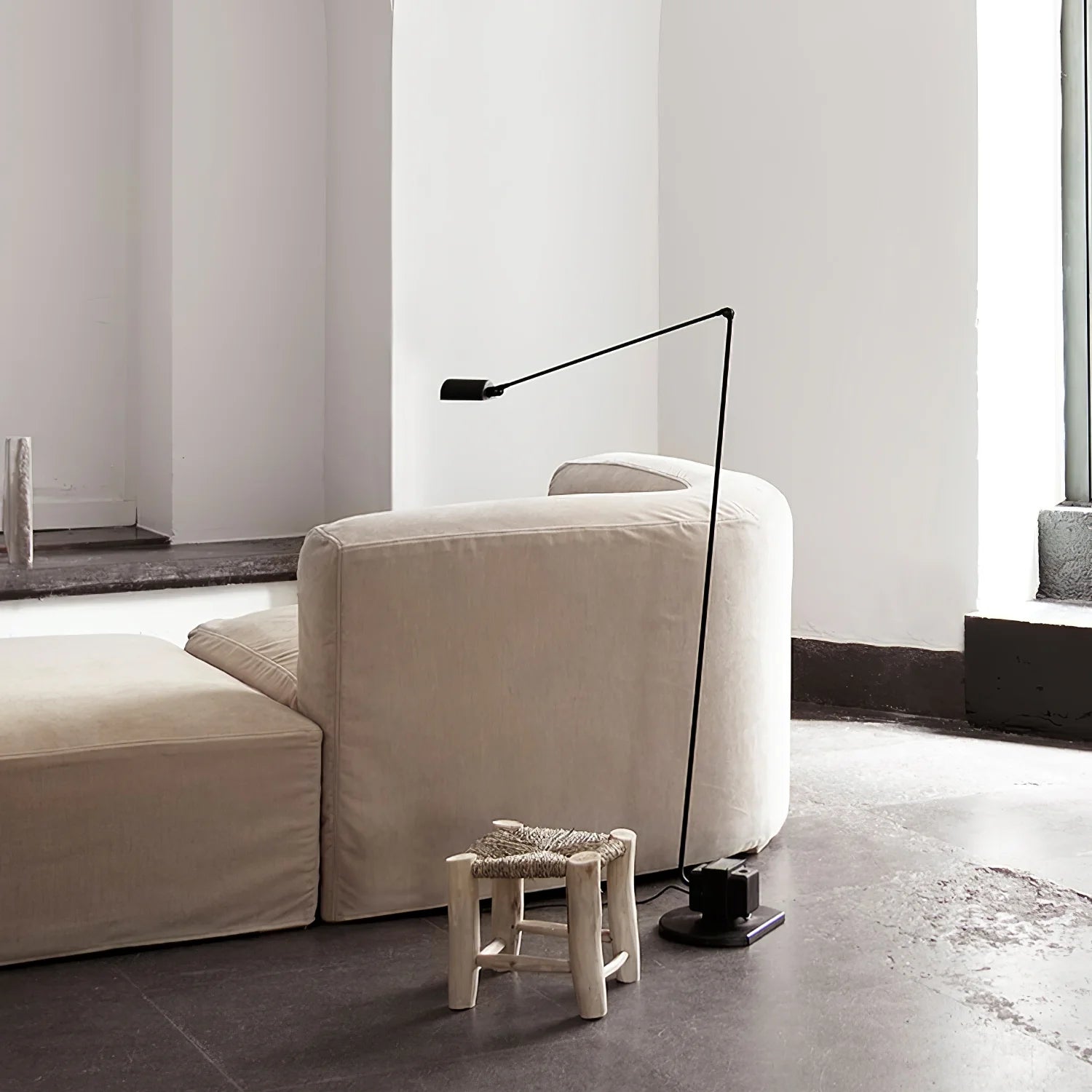 Dynamo Floor Lamp - Yiarolight