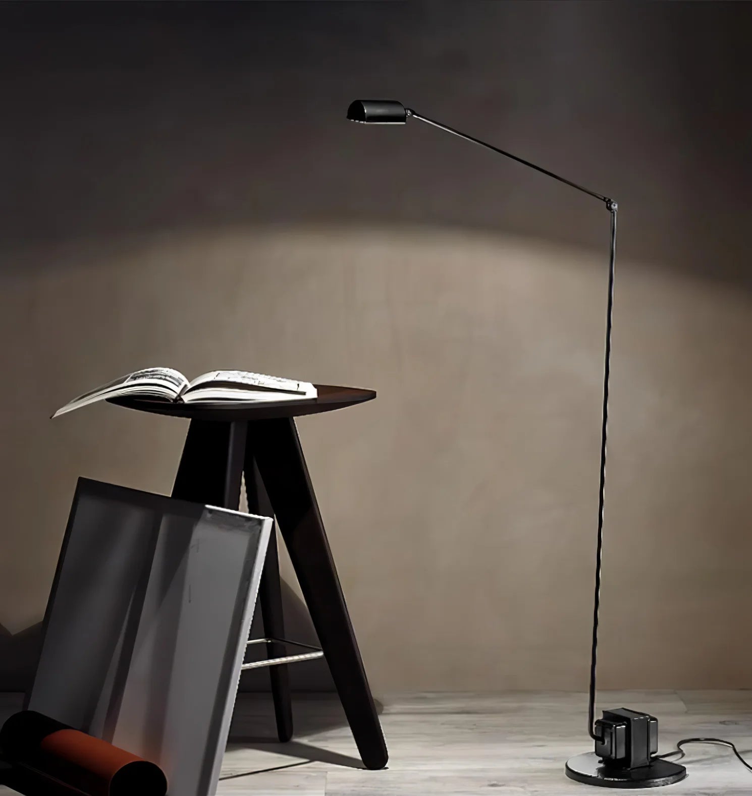 Dynamo Floor Lamp - Yiarolight