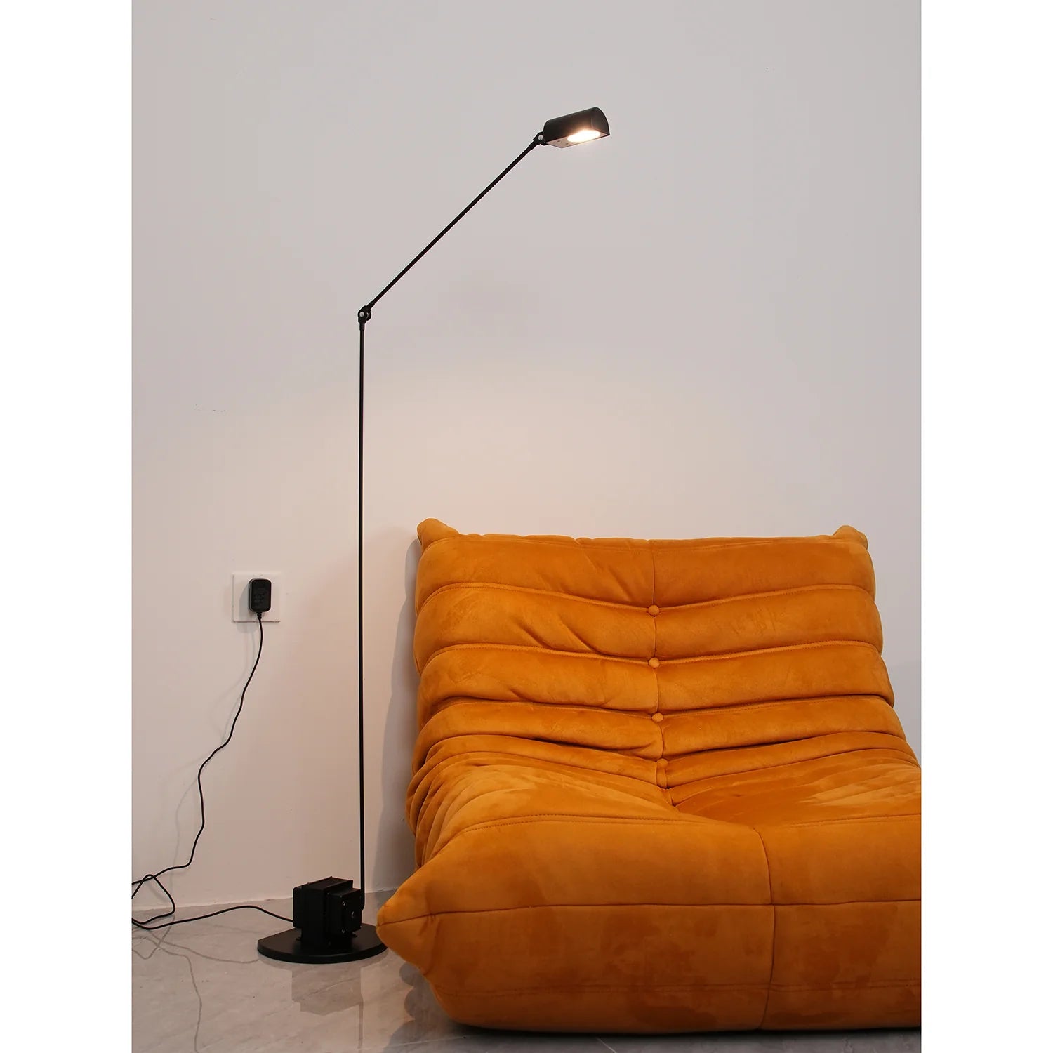 Dynamo Floor Lamp - Yiarolight