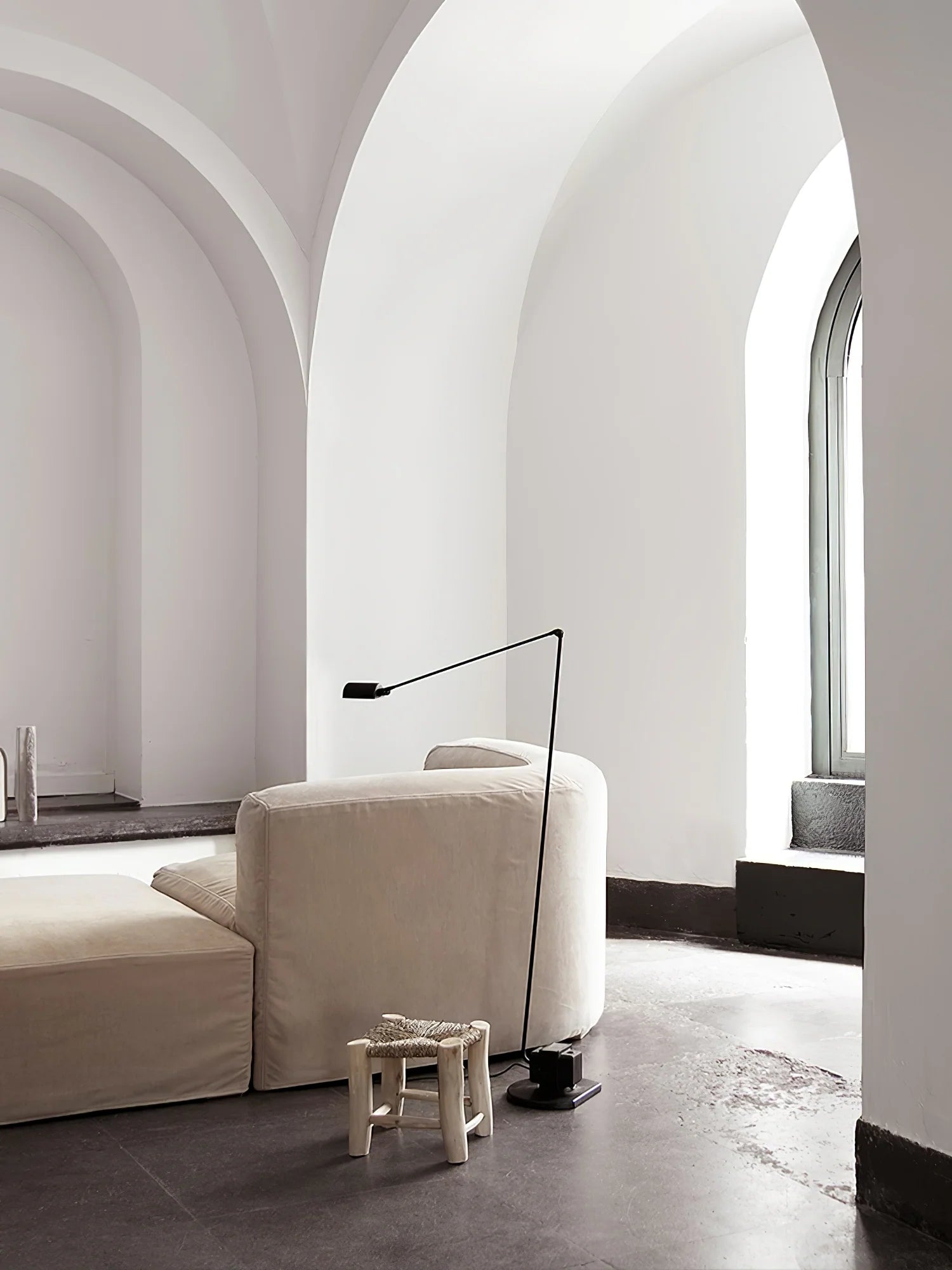 Dynamo Floor Lamp - Yiarolight