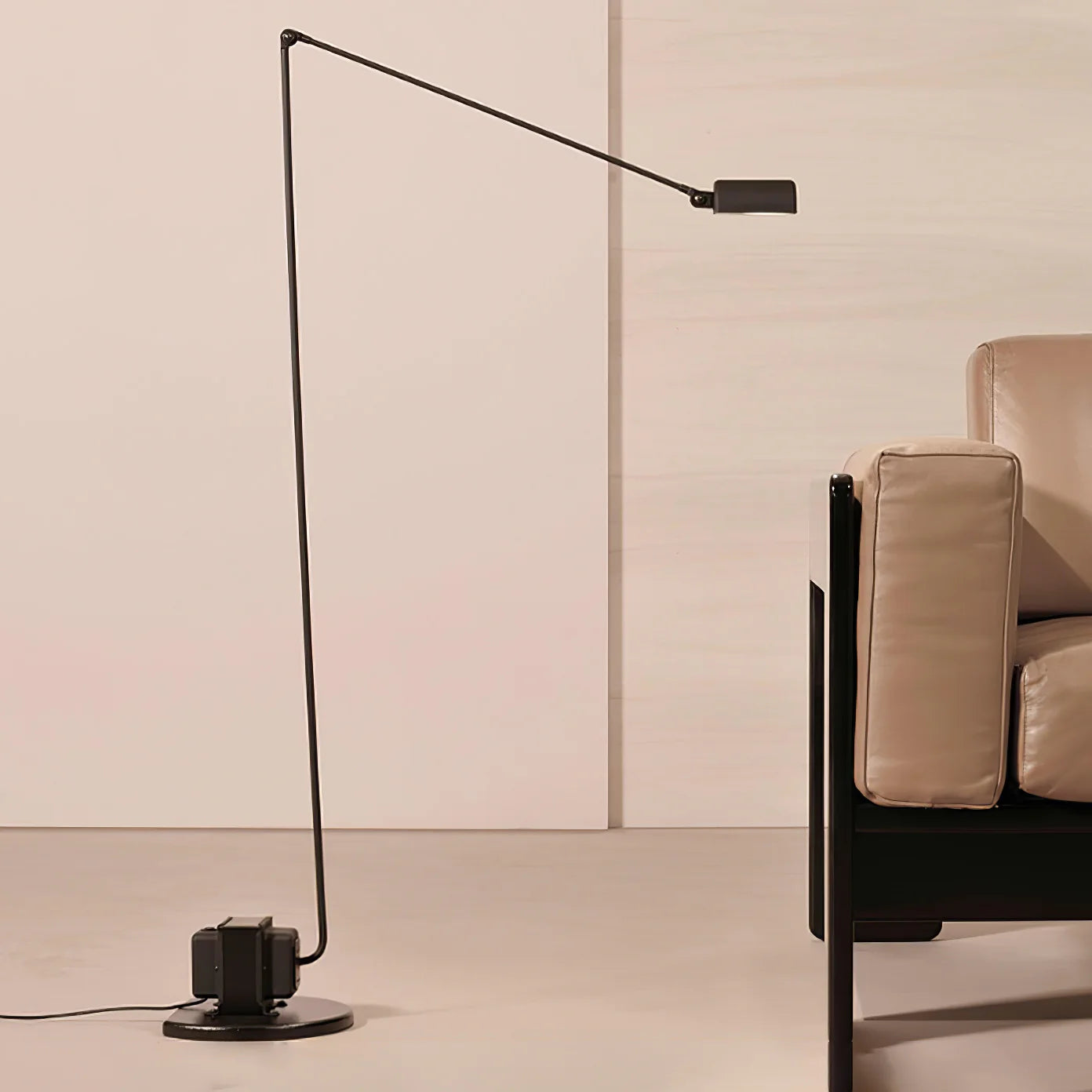 Dynamo Floor Lamp - Yiarolight
