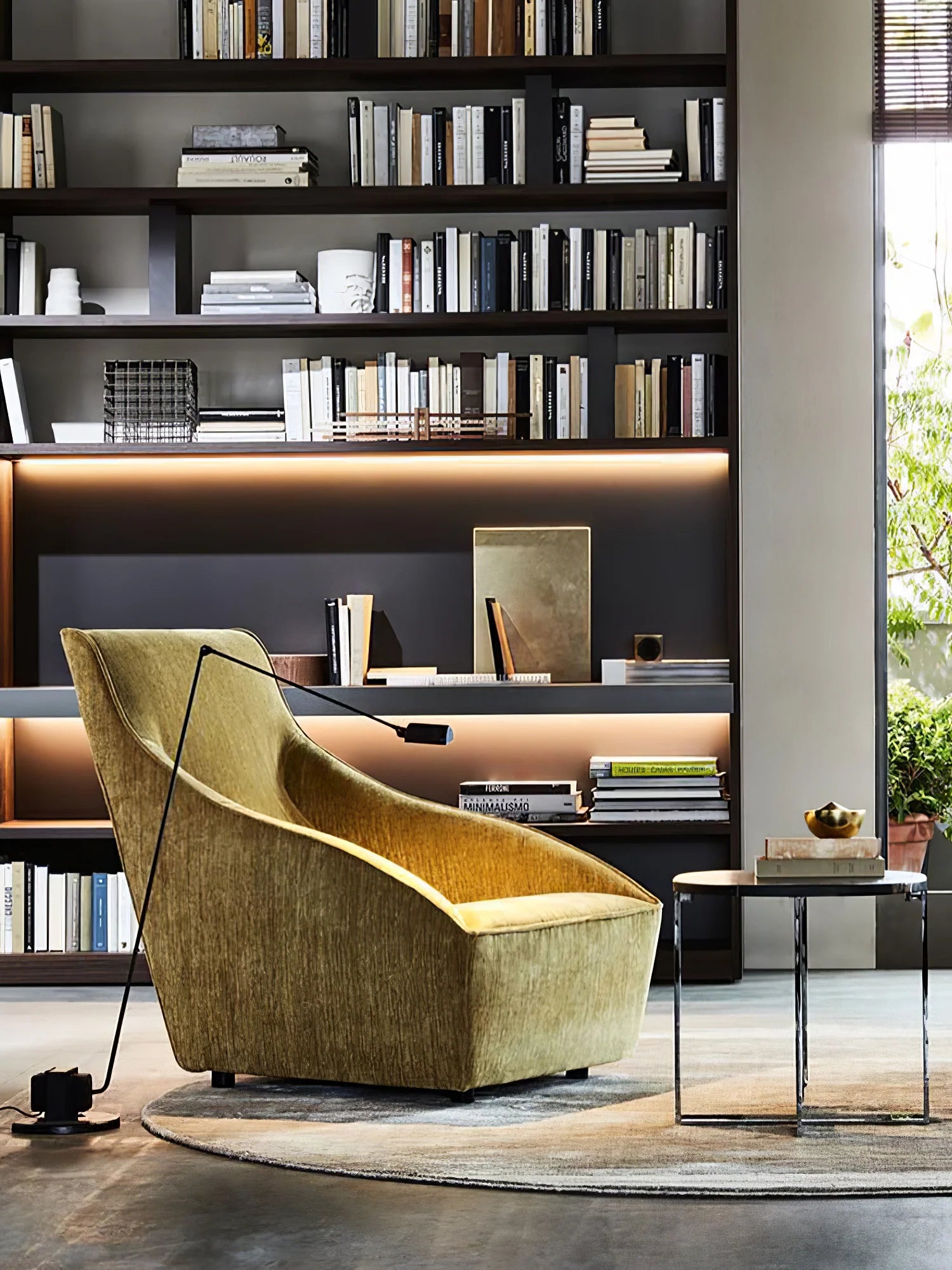 Dynamo Floor Lamp - Yiarolight