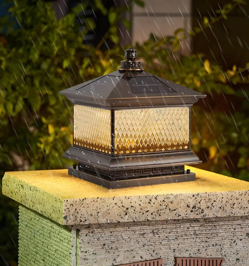 Diamond Solar Post Outdoor Light - Auraolight