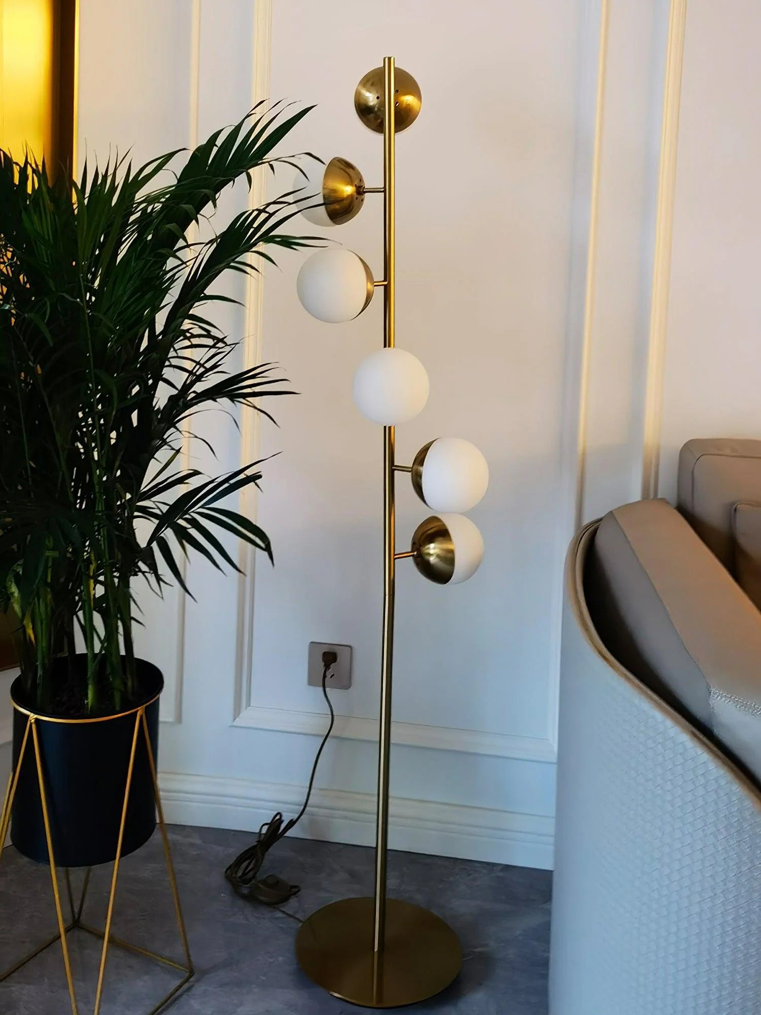 Doppler LED Tree Lamp - Yiarolight