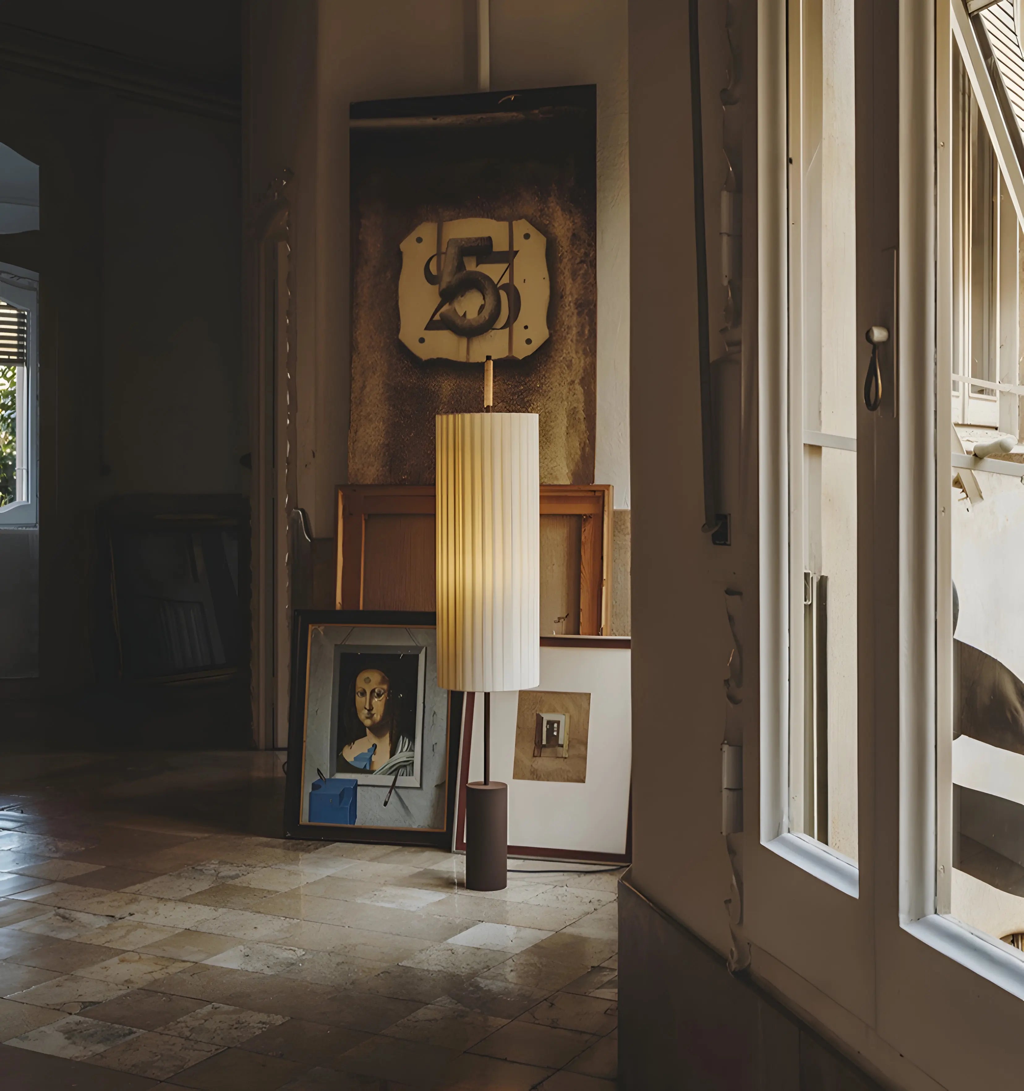 Dorica Floor Lamp - Yiarolight