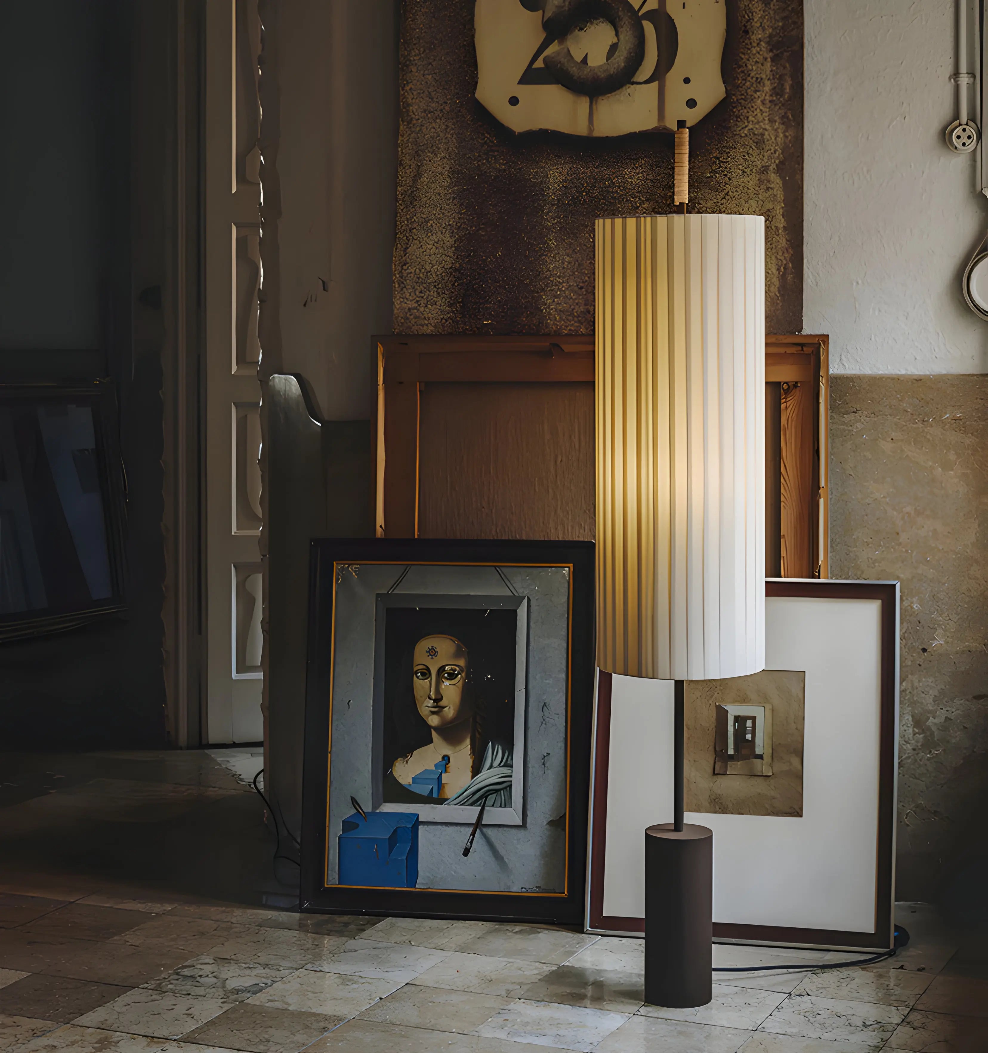 Dorica Floor Lamp - Yiarolight