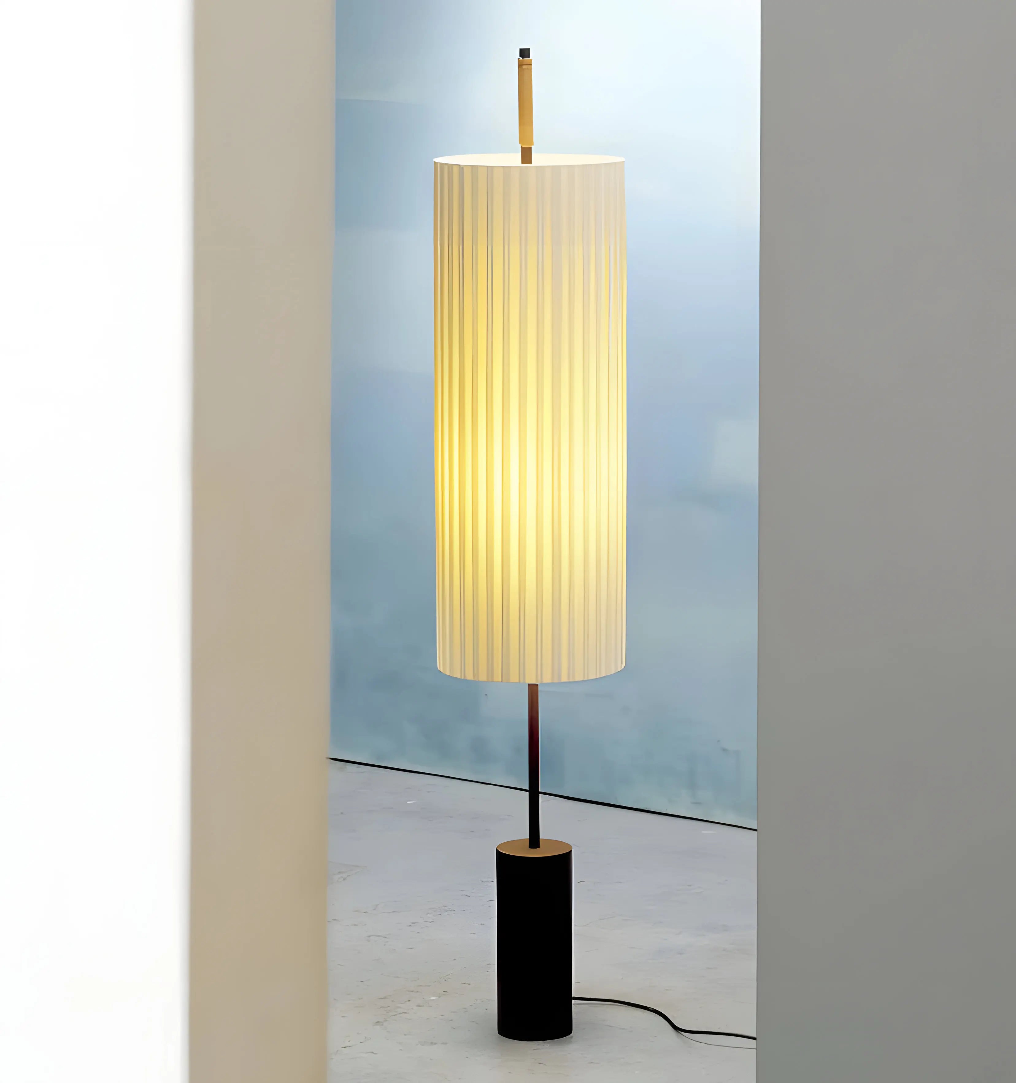 Dorica Floor Lamp - Yiarolight