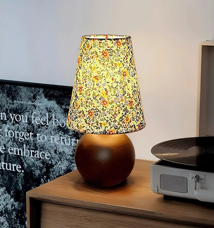 Elara Table Lamp - Yiarolight