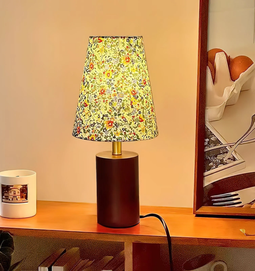 Elara Table Lamp - Yiarolight