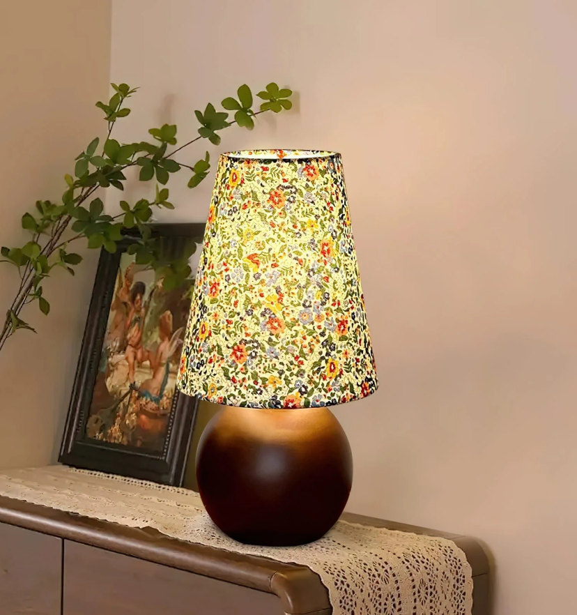 Elara Table Lamp - Yiarolight