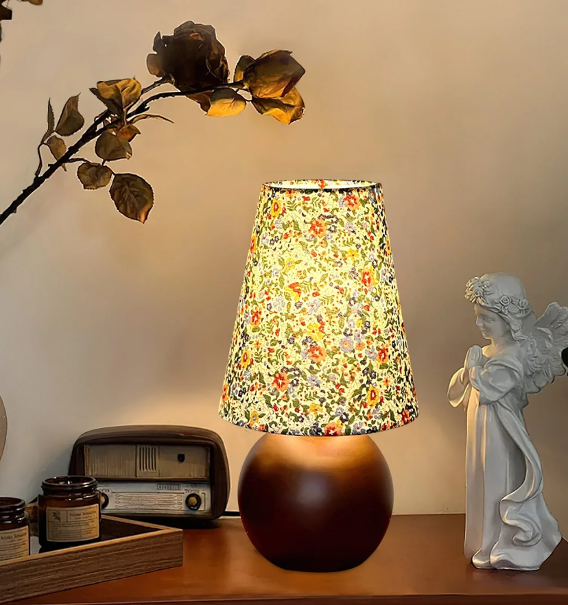 Elara Table Lamp - Yiarolight
