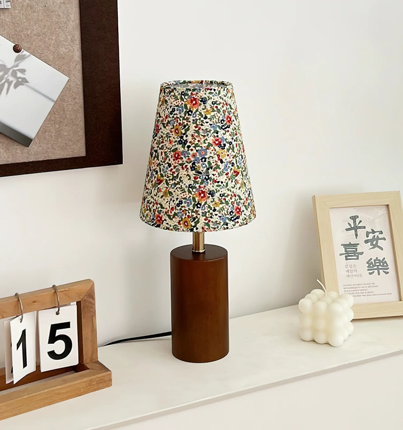 Elara Table Lamp - Yiarolight