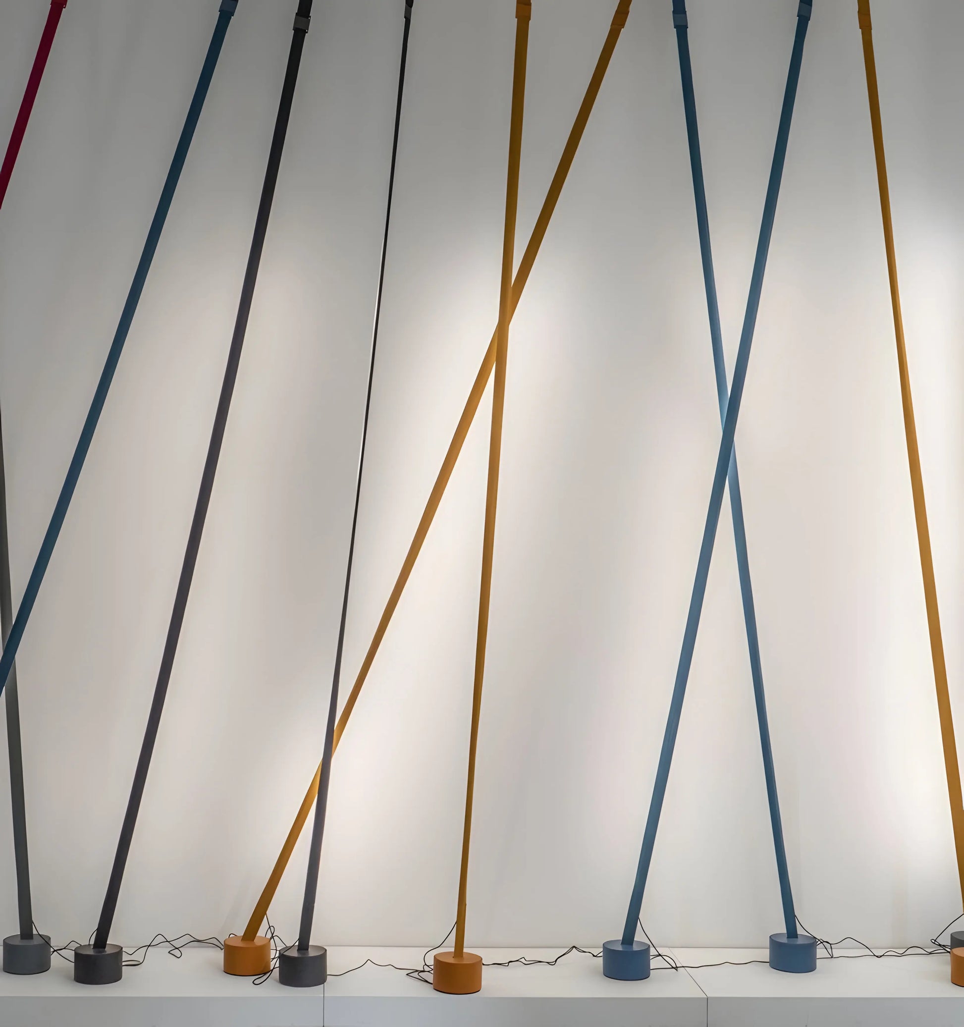Elastica Arbitrary Floor Lamp - Yiarolight