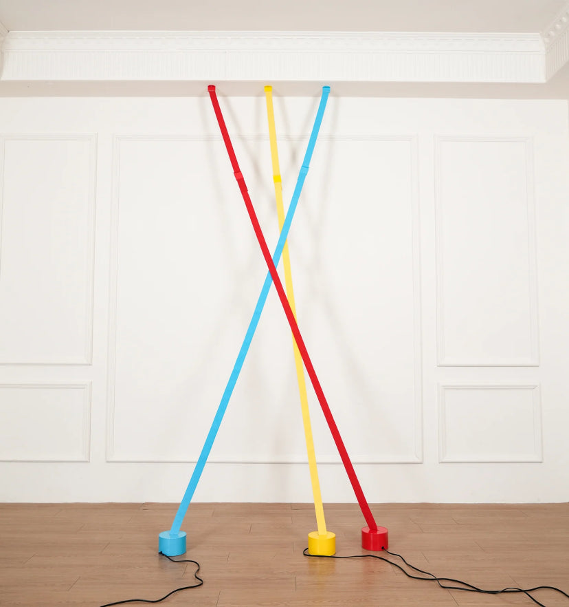 Elastica Arbitrary Floor Lamp - Yiarolight