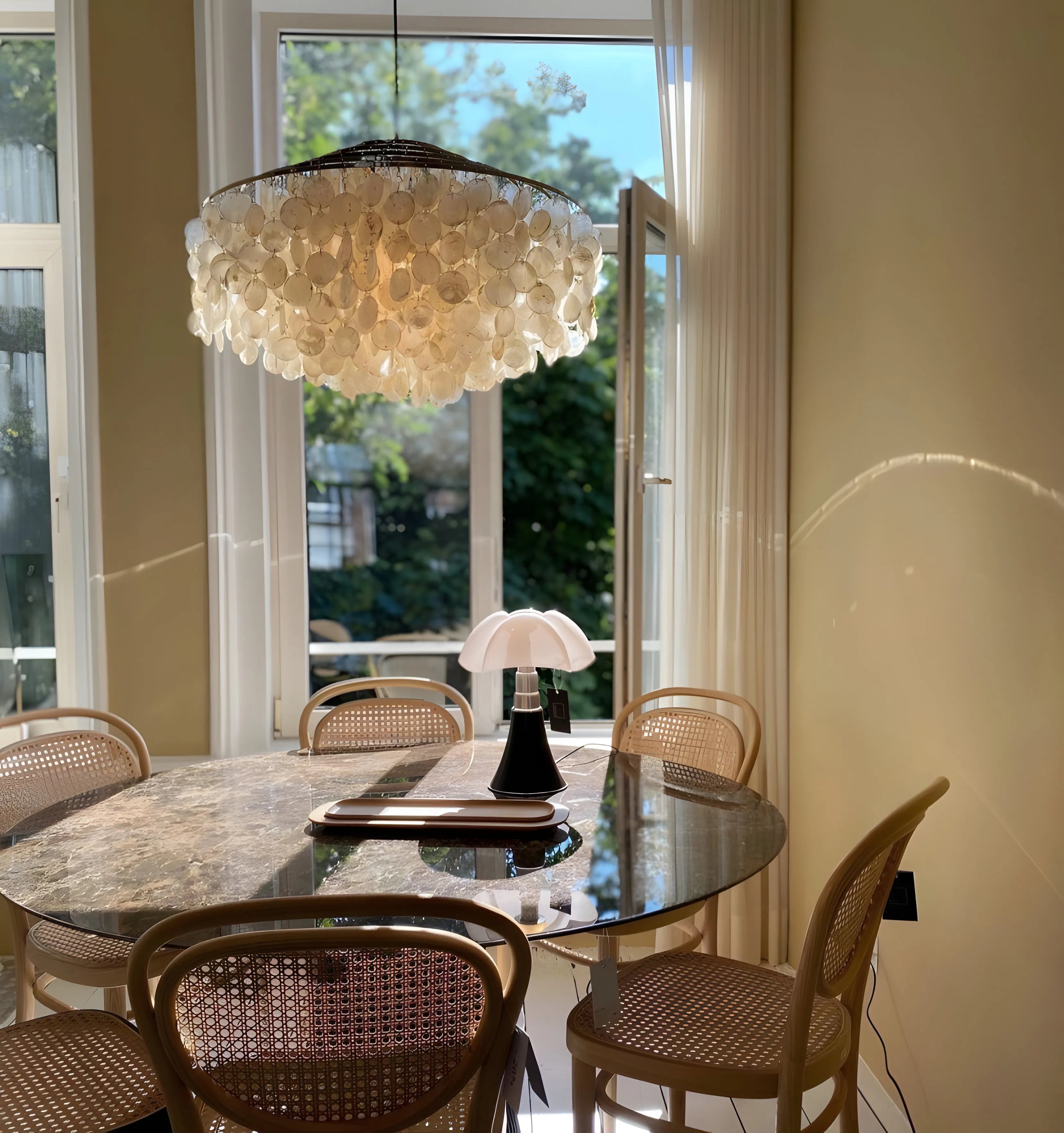 Round Shell Chandelier - Yiarolight