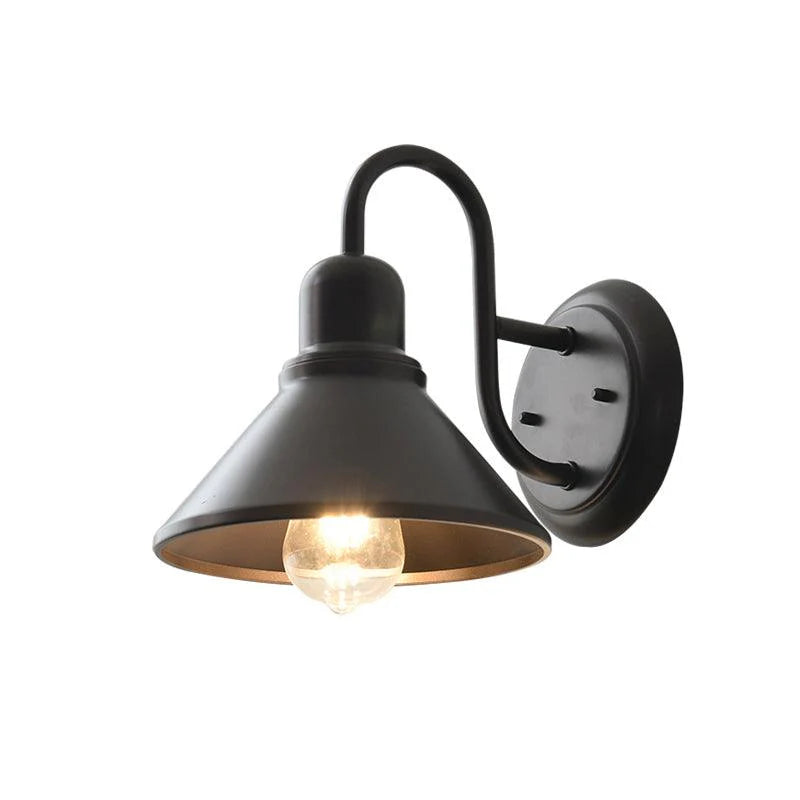 Fable Outdoor Wall Lamp - Yiarolight