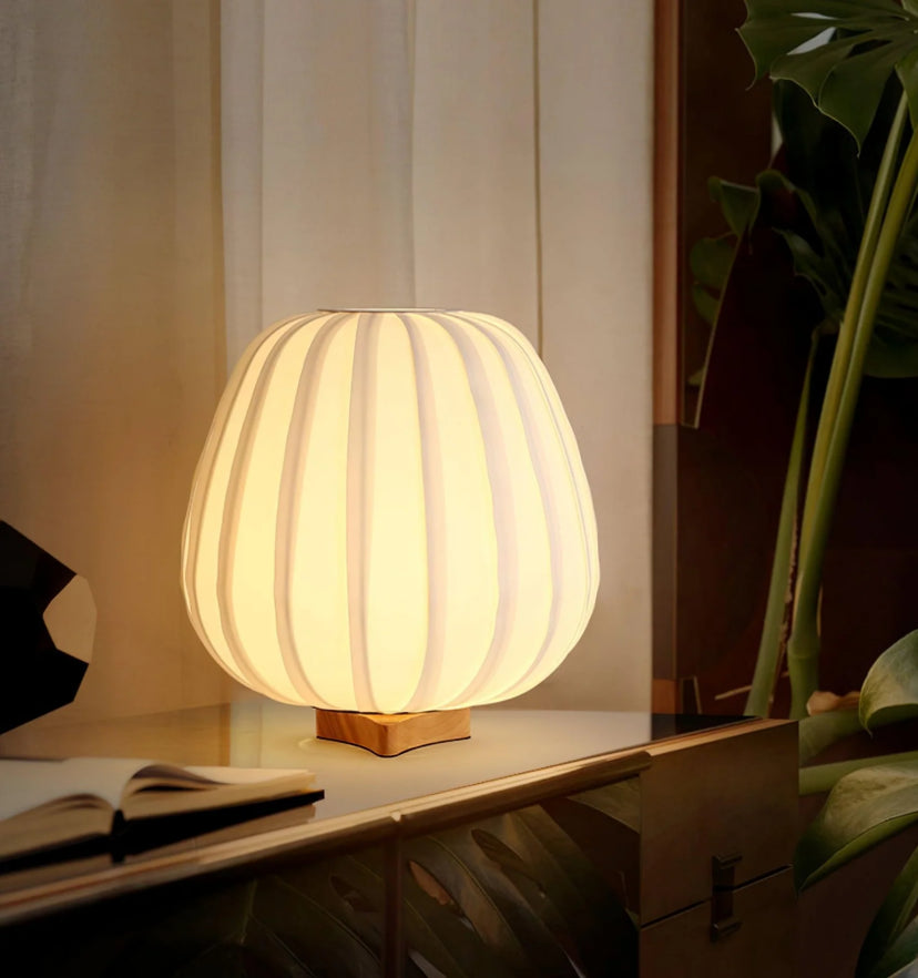 Fabric Minimalist Table Lamp - Yiarolight