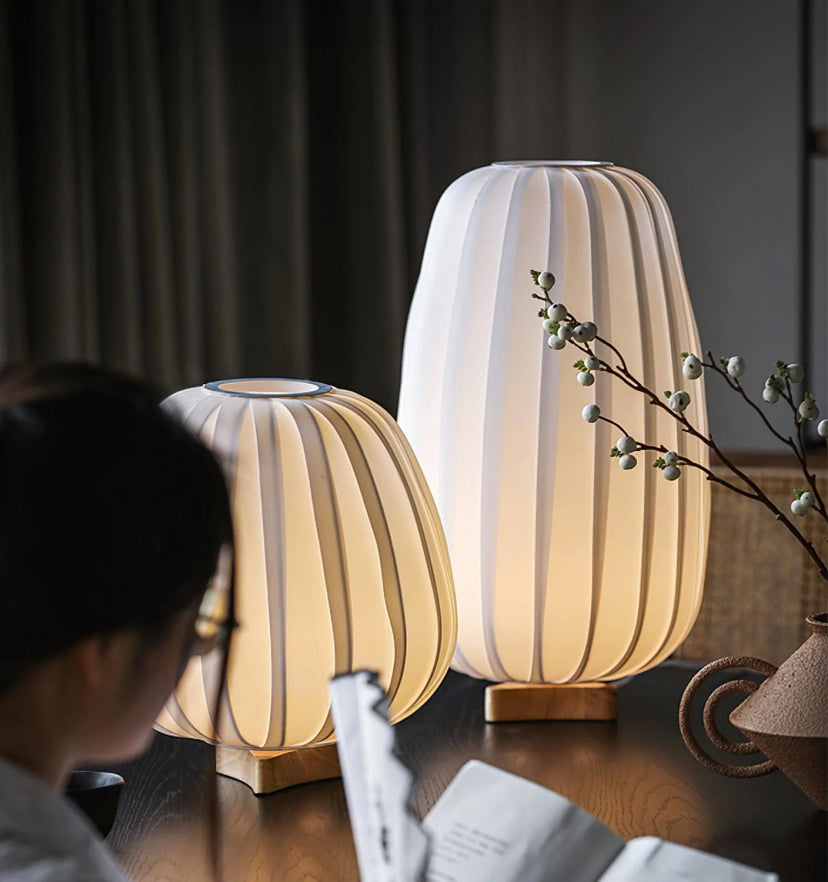 Fabric Minimalist Table Lamp - Yiarolight